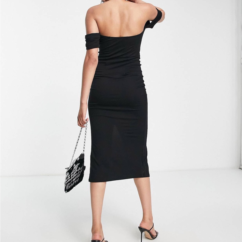 Dress - Picture 3 of 4